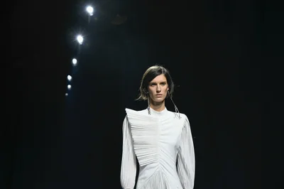 Look 9